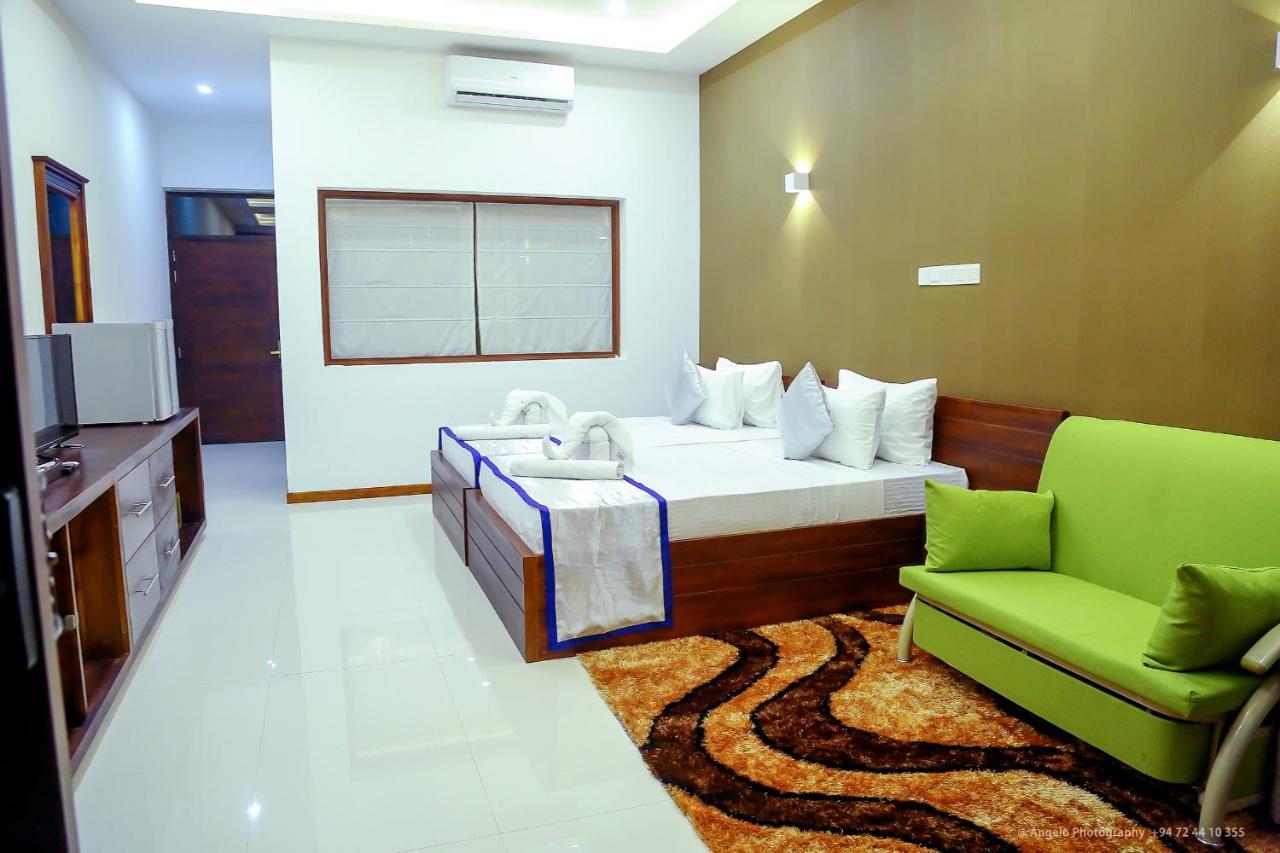 Saru Blue Sapphire Hotel Godakewela المظهر الخارجي الصورة