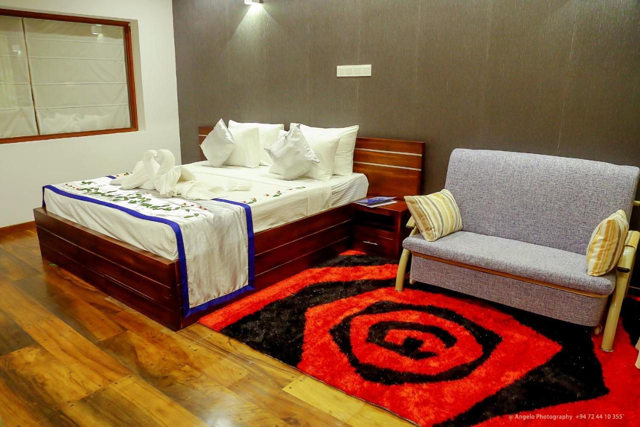 Saru Blue Sapphire Hotel Godakewela المظهر الخارجي الصورة